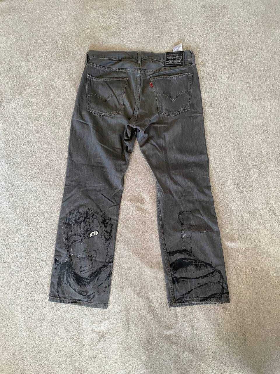 LEVI’s Jeans Whiskers Grey — Кастом Guts / Berserk Аffliction