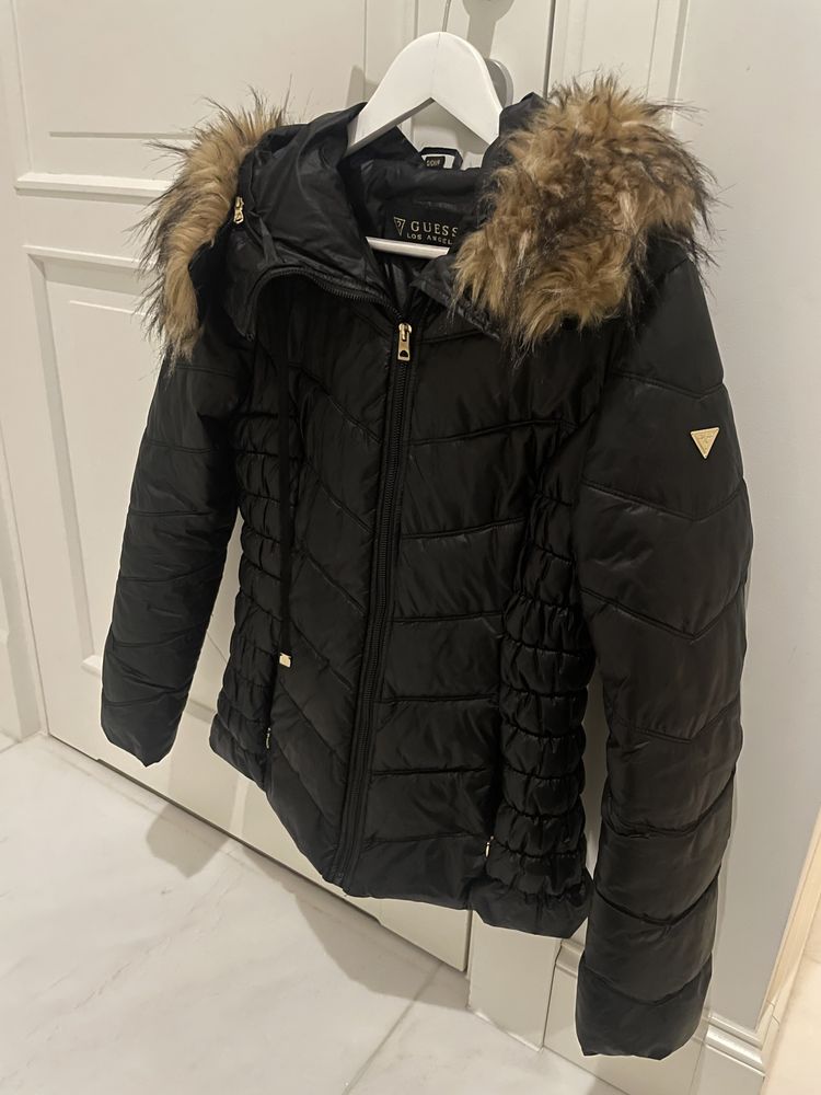 Kurtka puchowa GUESS by Marciano z futerkiem rozm S