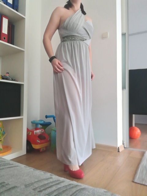 Sukienka wieczorowa piekna elegancka szara cekiny M