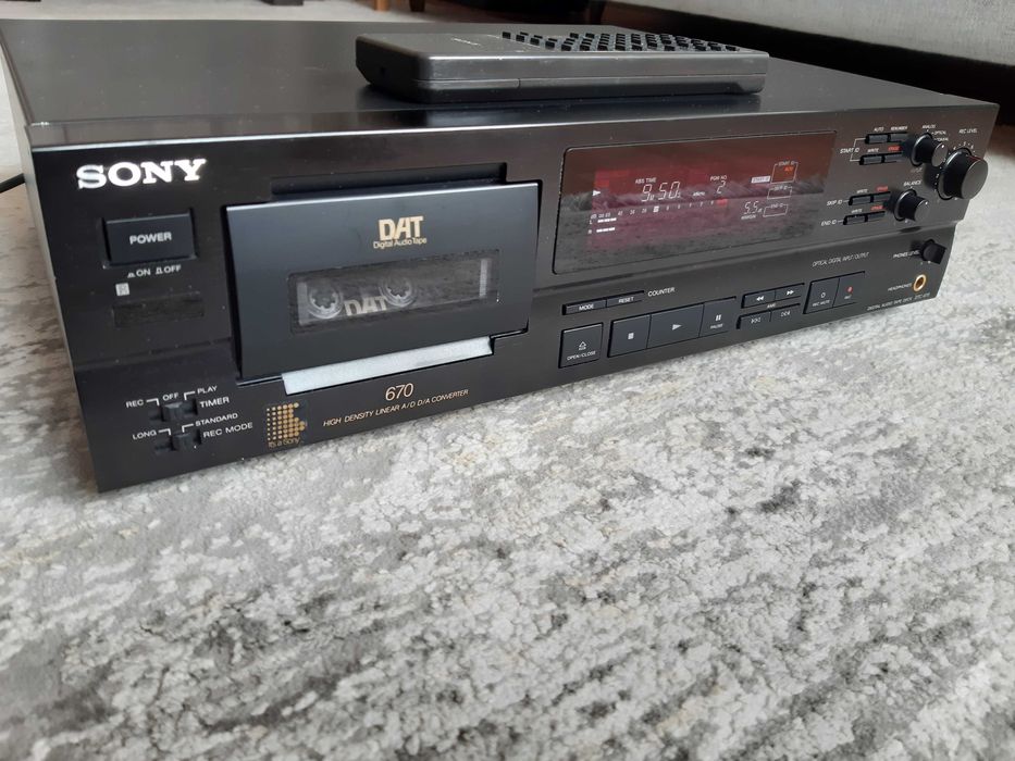 DAT дека Sony DTC-670 , Тюнер Sony ST-S444ESll