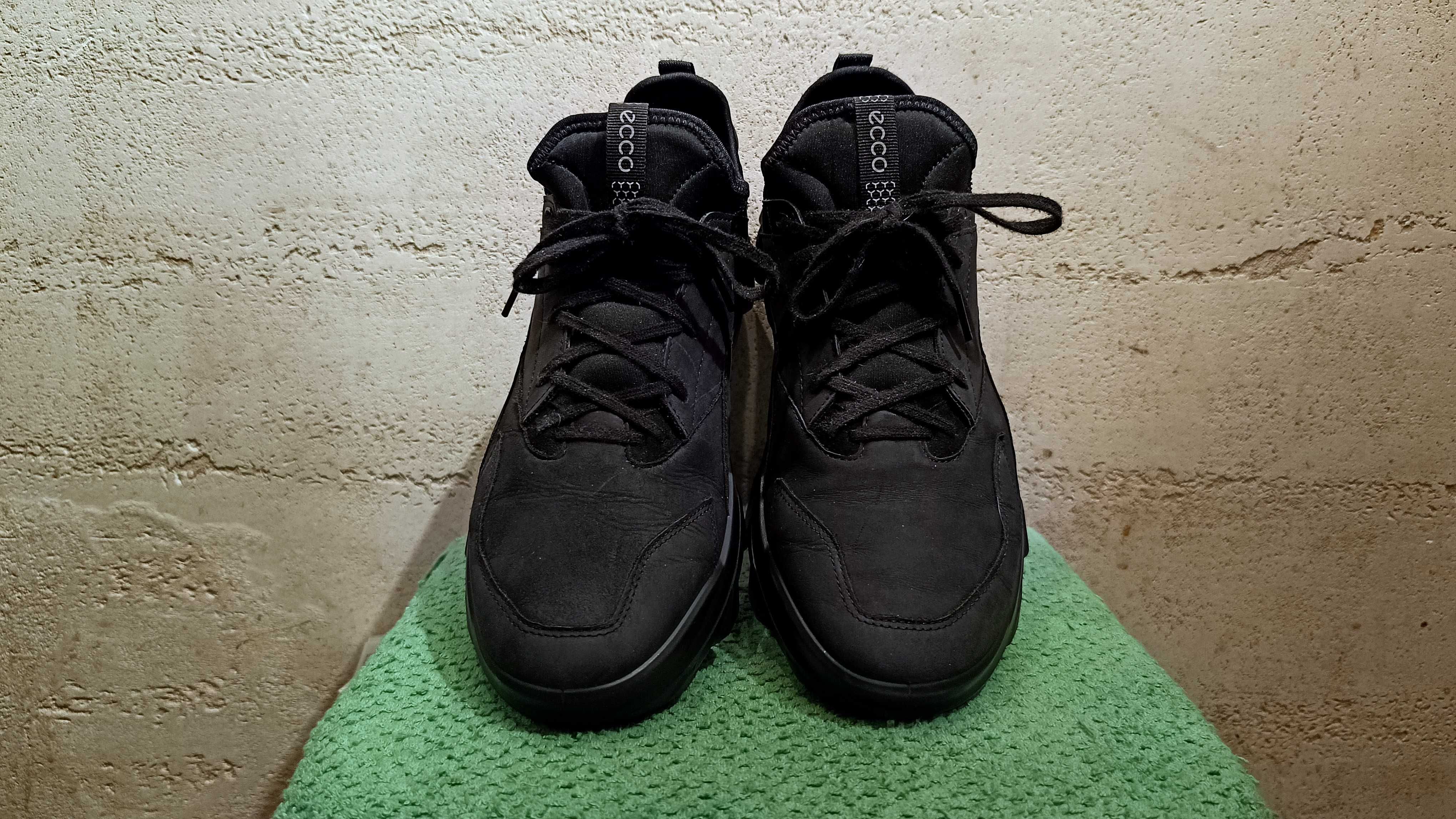 Męskie sneakersy ECCO MX r.43 skóra stan bardzo dobry