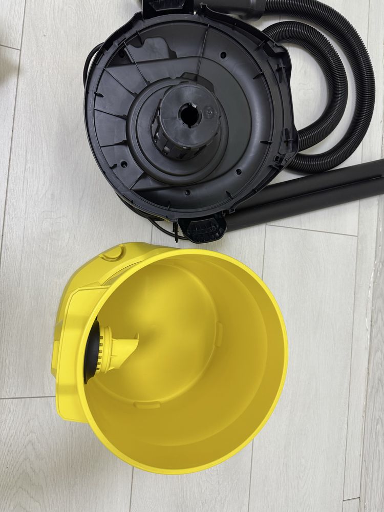 Продам Karcher WD2 Plus пылесос порохотяг