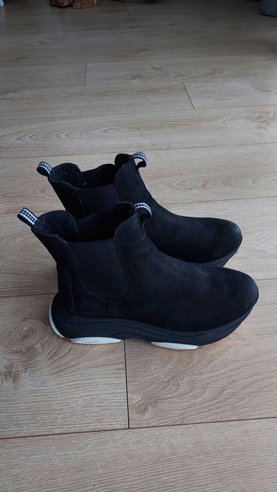 Buty zimowe śniegowce pólbuty Gino Rossi 37