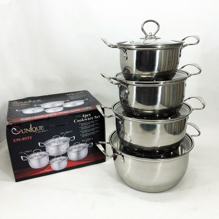 Набір каструль з кришками