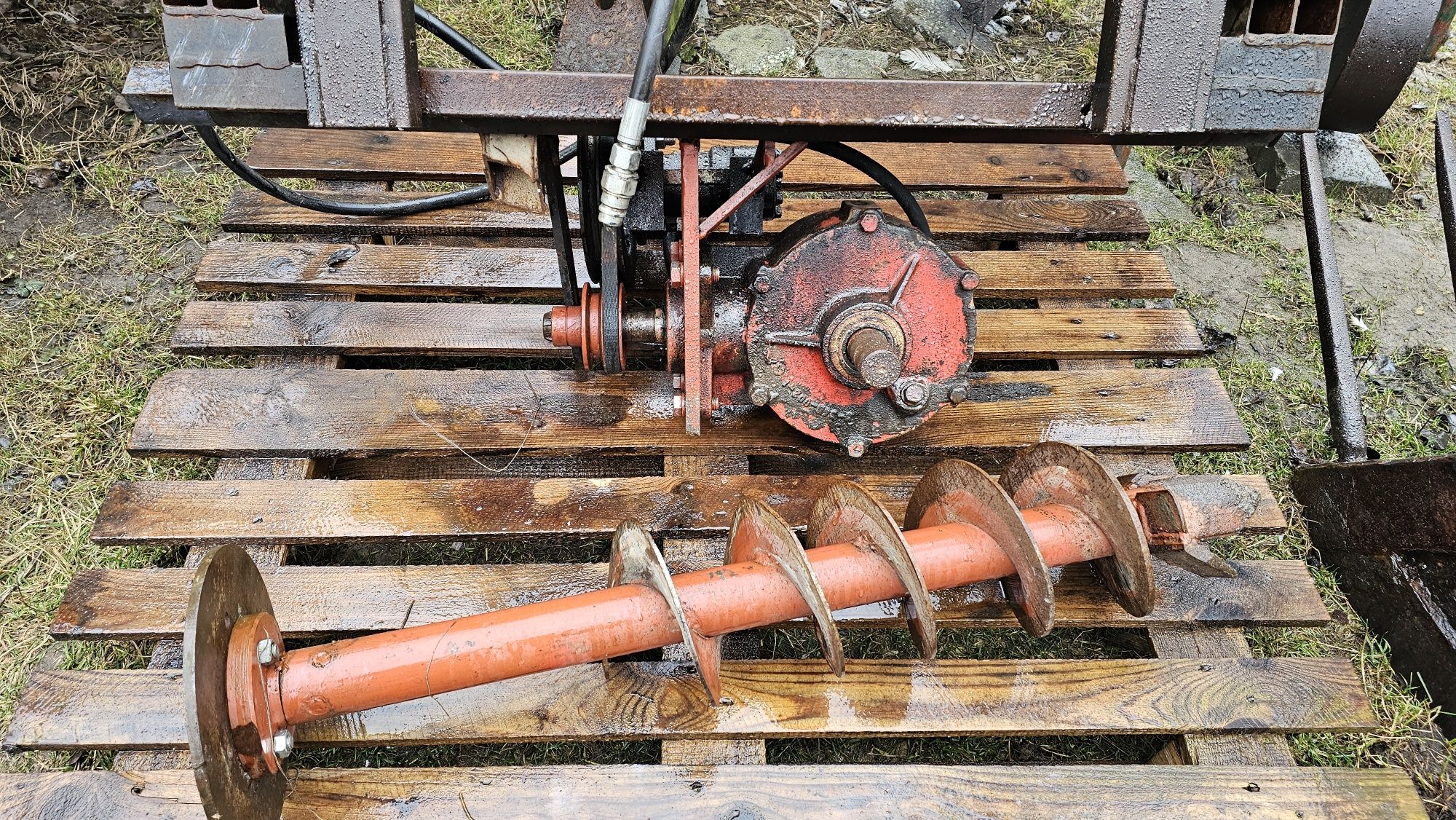 Wiertnica  hydrauliczna, otwornica ,przekładnia kątowa