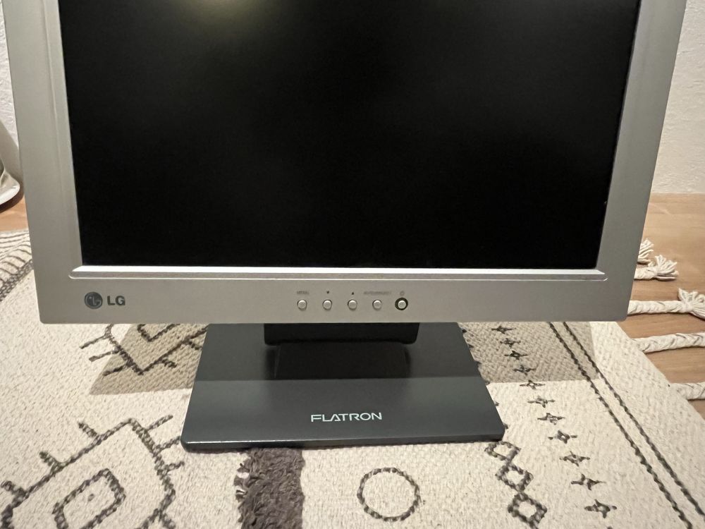Monitor LG Flatron