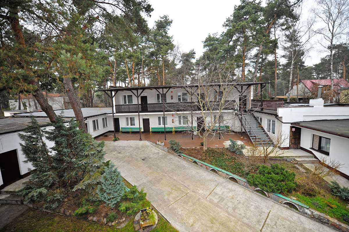 Noclegi Piaseczno 603--295--725 (15km od Warszawy) Pokój 2 osobowy