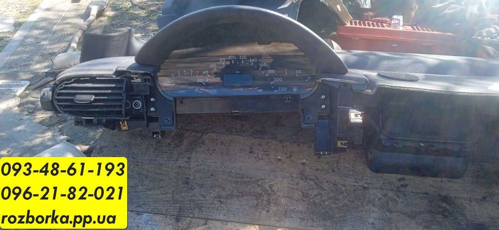 Головка Блока ЦИЛіндрів MERCEDES W168 97-04 R1660160201  1.4 1.6