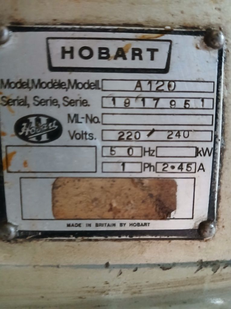 М'ясорубка- міксер професійна HOBART A 12O.