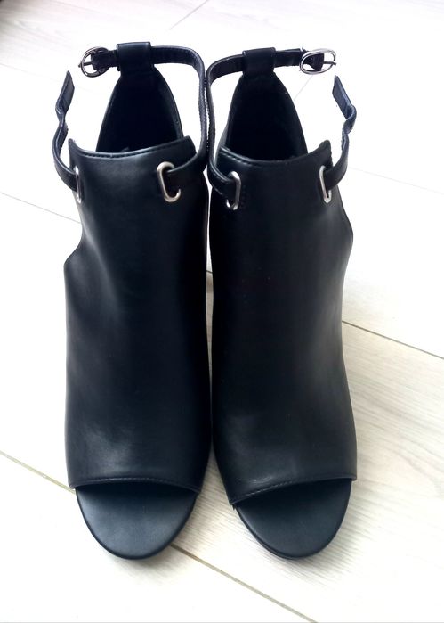 Босоніжки Intertop