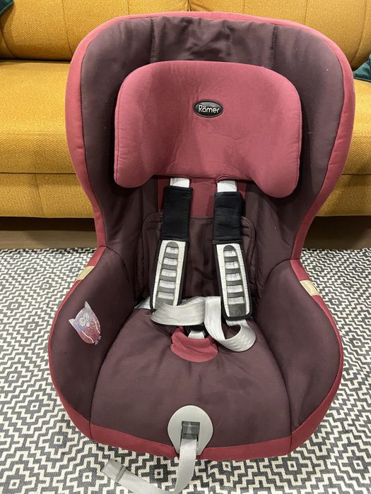 Dwa foteliki Roamer king plus