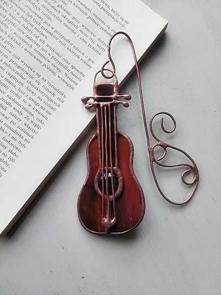 zakładka do książki Gitara klasyczna , witraż