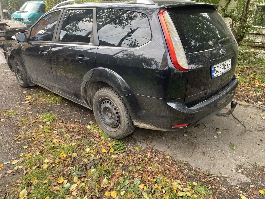 Автомобіль Ford focus 2010