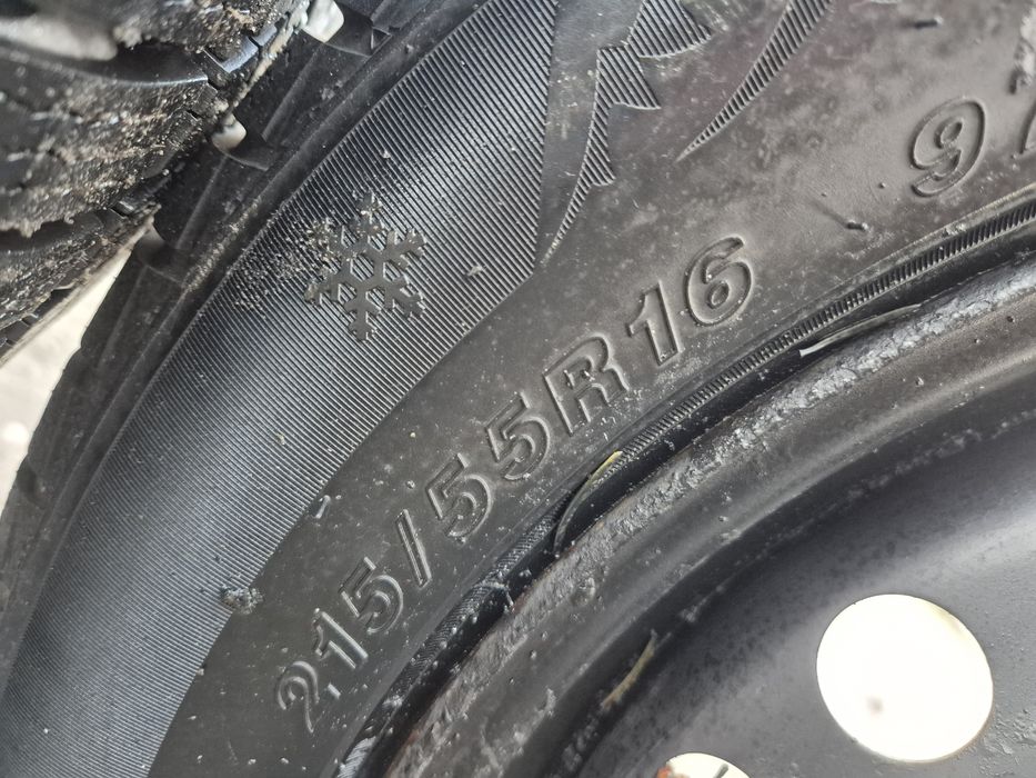 Koła zimowe, felgi 16 cali, ford 5x108, opony 2023rok, 215/55/16