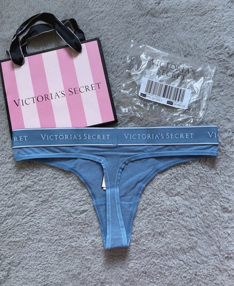 Niebieskie stringi z logowaną gumą Victoria’s Secret