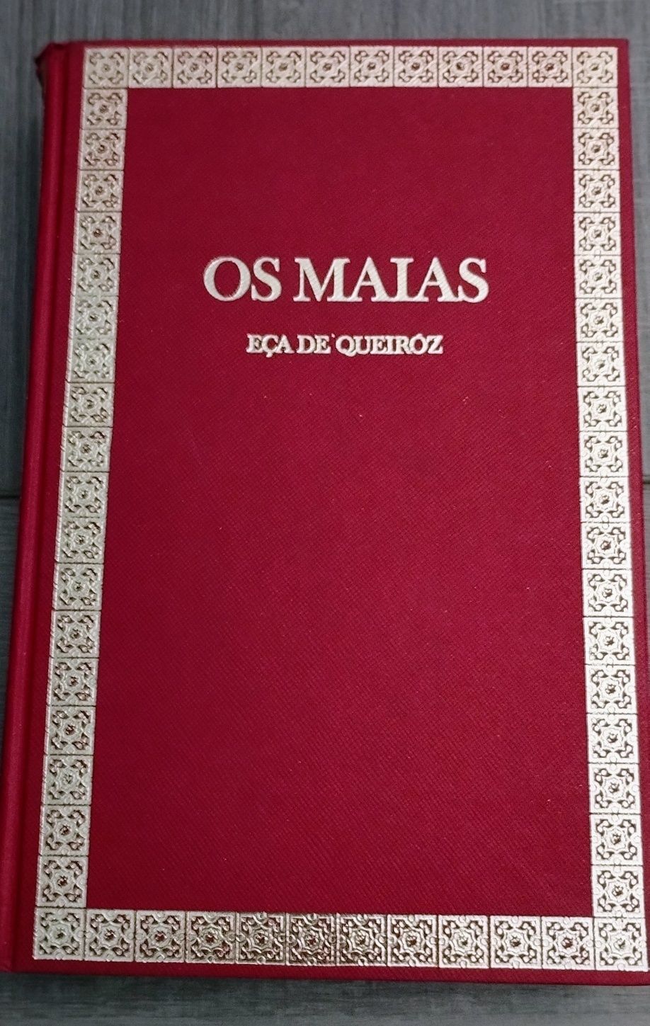 Os Maias - Eça de Queiroz