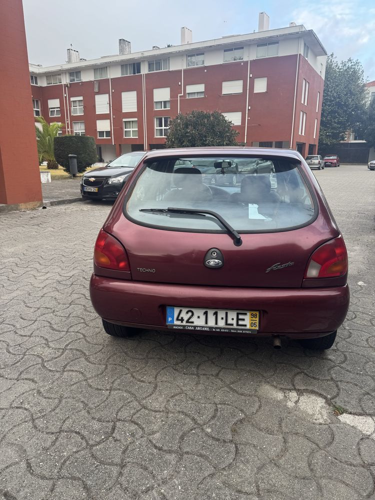 Ford Fiesta 1.2 gasolina