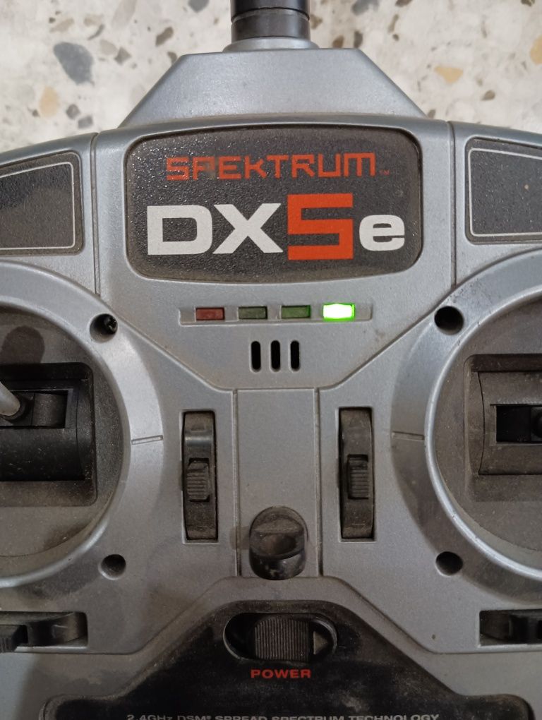 Пульт управления Spektrum DX5e