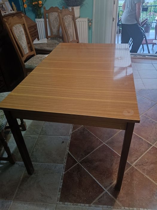 Stół PR niezniszczony