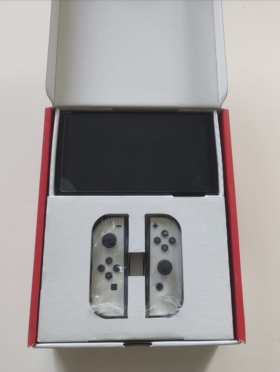Nintendo Switch Oled como nova