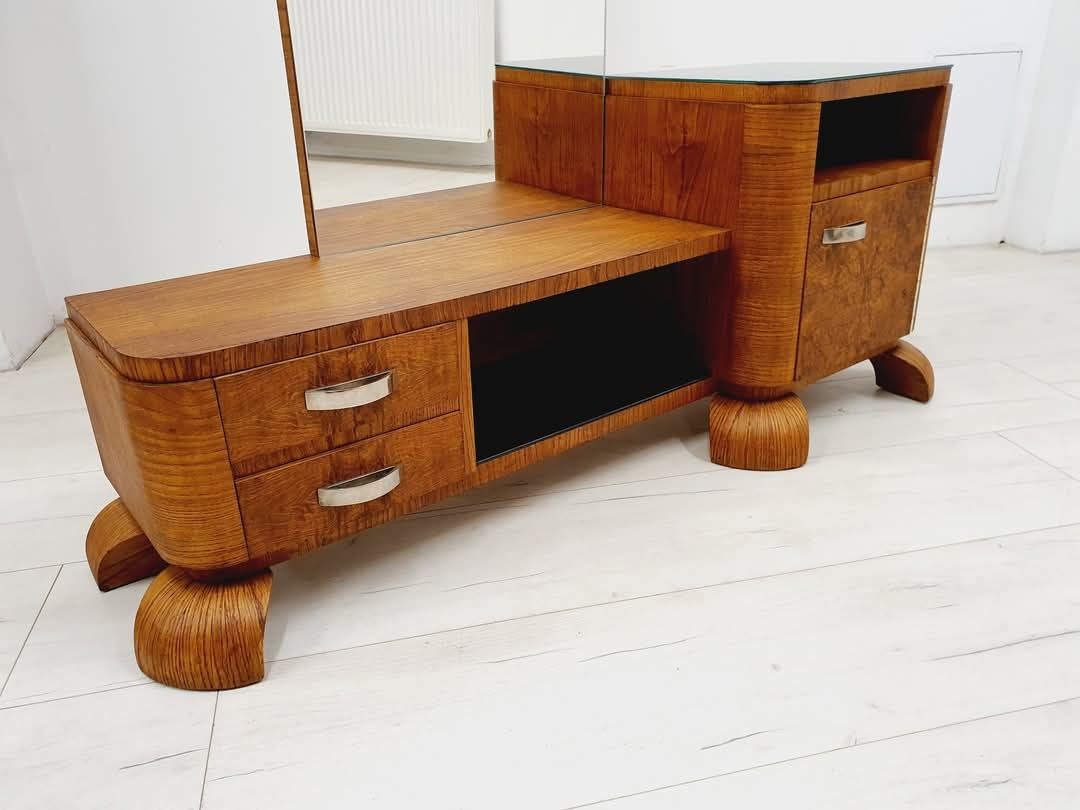 Toaletka Art Deco Jindrich Halabala