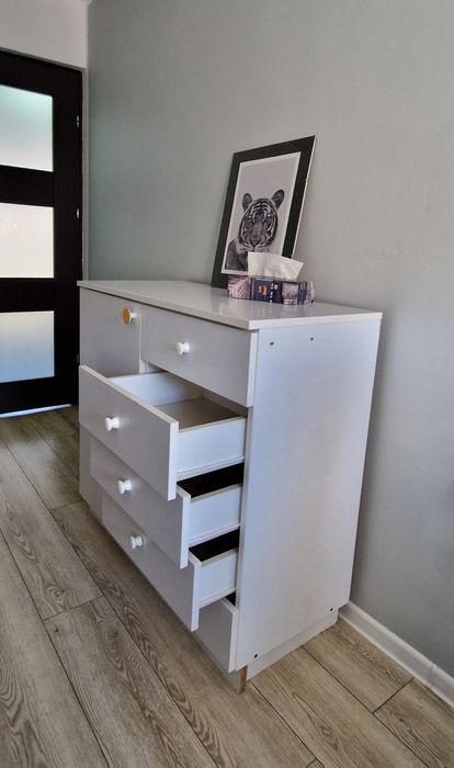 Komoda używana, solidna