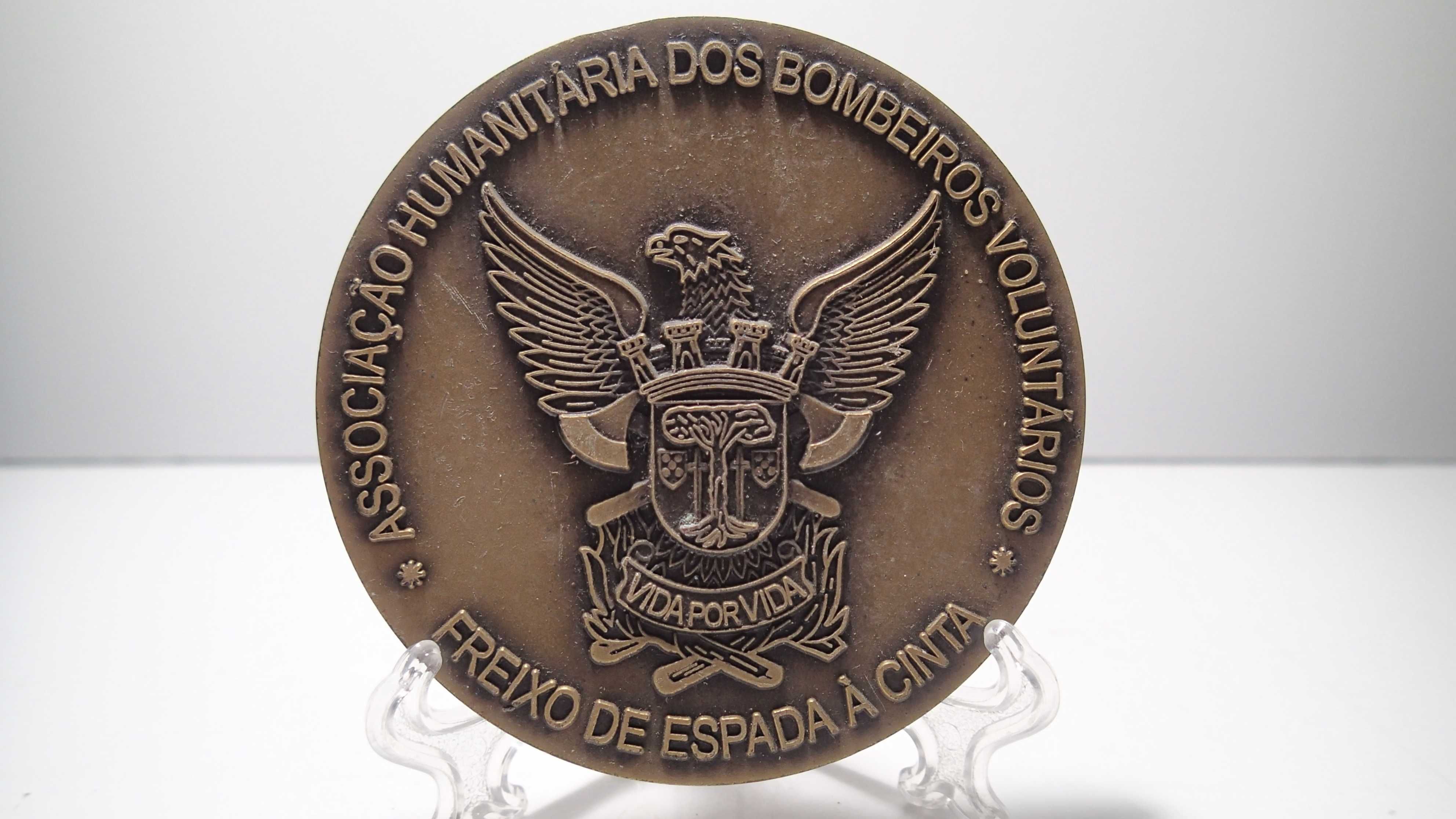 Medalha dos bombeiros voluntários de Freixo de Espada à Cinta