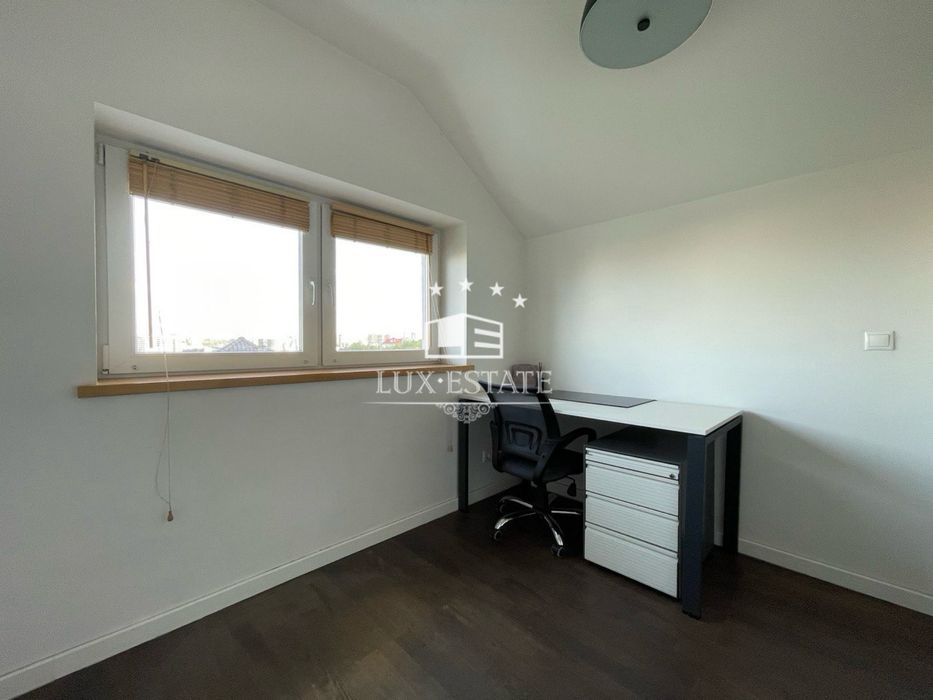 Аренда Таунхаус под офис и жилье Соломенский р-н