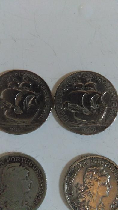 Moedas antigas da Républica Várias