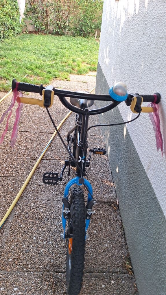 Bicicleta infantil B-twin tema: pirata