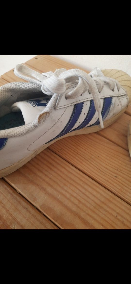 Ténis Adidas Superstar tamanho 38