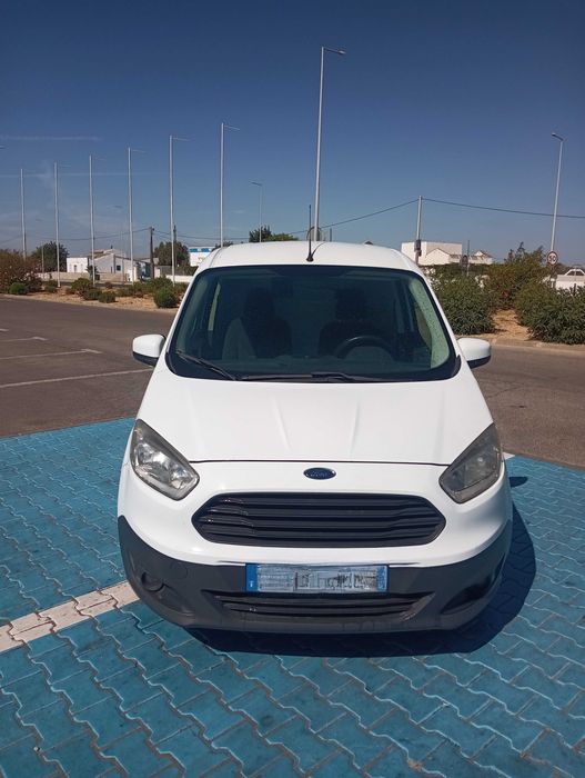 Ford Transit courier de 2016