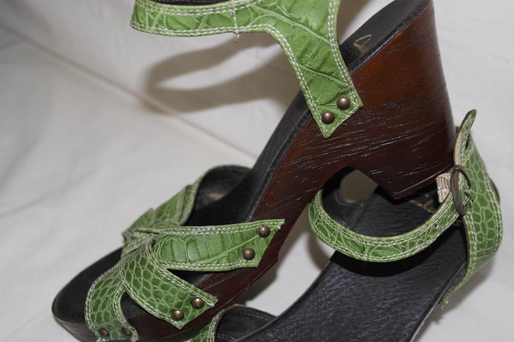 Buty sandały skóra zielone CLARKS roz. 40 dł. wkł. 25,8 cm.