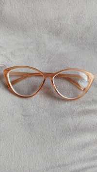 Beżowe okulary oprawki kocie minus -2