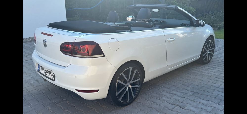 Vw cabrio  Highline  stan bdb  automat  biala perła