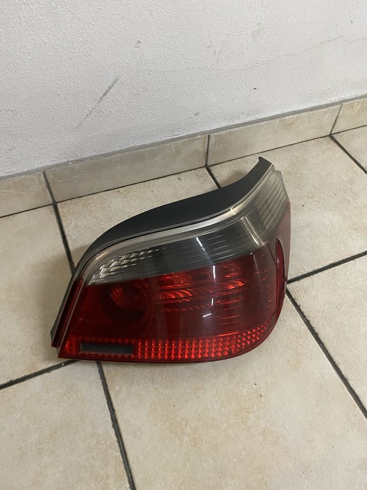 Farolim direito bmw E60