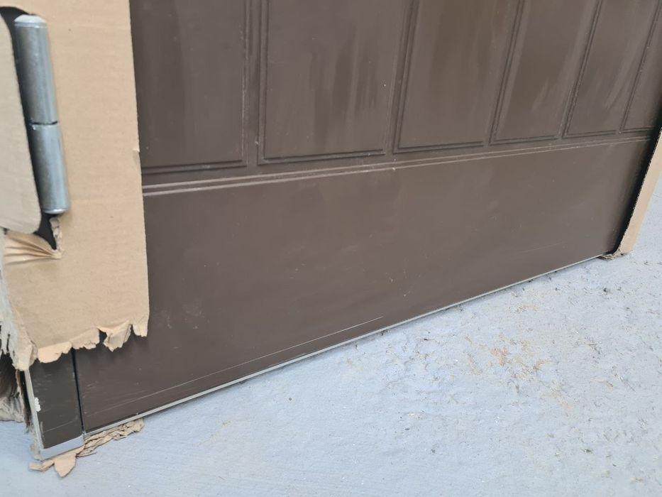 Двері вхідні дерев'яні 210 100 лудка 4/10 см