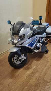 Дитячий мотоцикл BMW R1200 RT-P