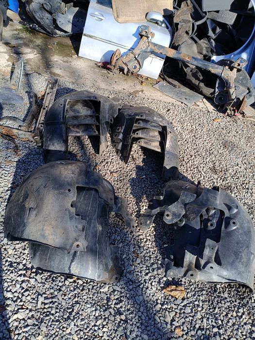 Підкрильник підкрильники Renault Scenic 2 II Рено Сценік локер