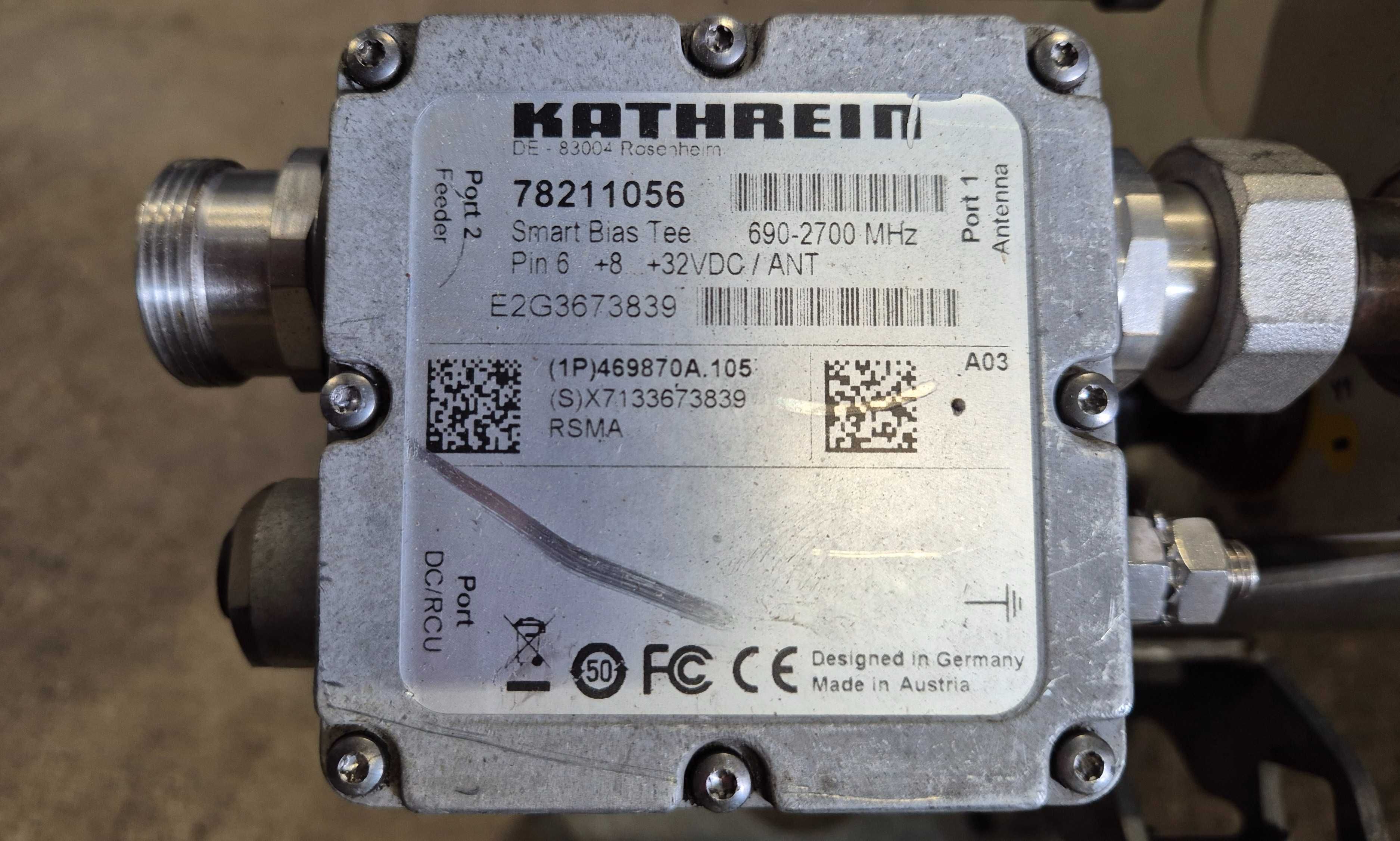 KATHREIN Antena Dual Band 65 Degree Antenna 800‌106‌65V‌01