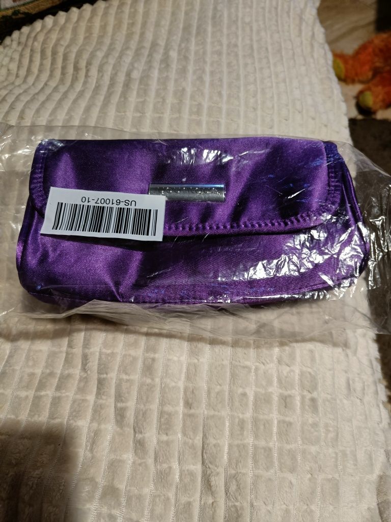 Torebka ,kosmetyczka materiałowa, nowa firmy YOUNIQUE.