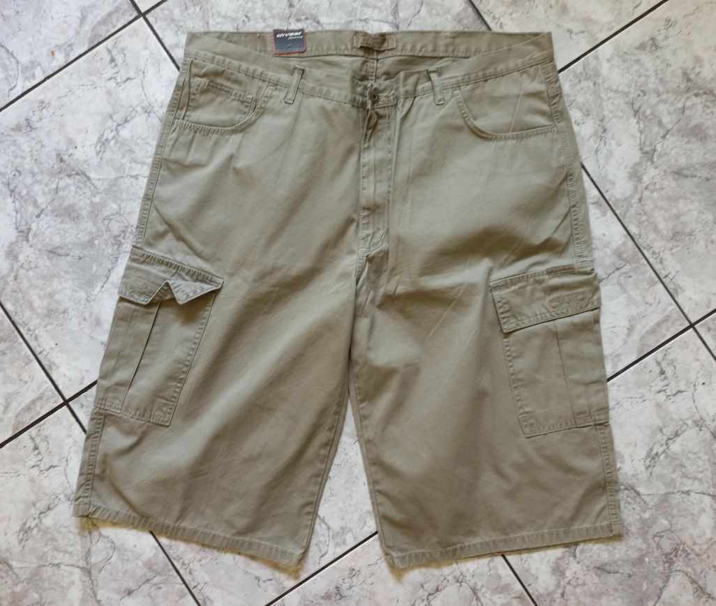 Spodnie ok. 110/112 cm/XXXL z kieszeniami cargo. Divest
