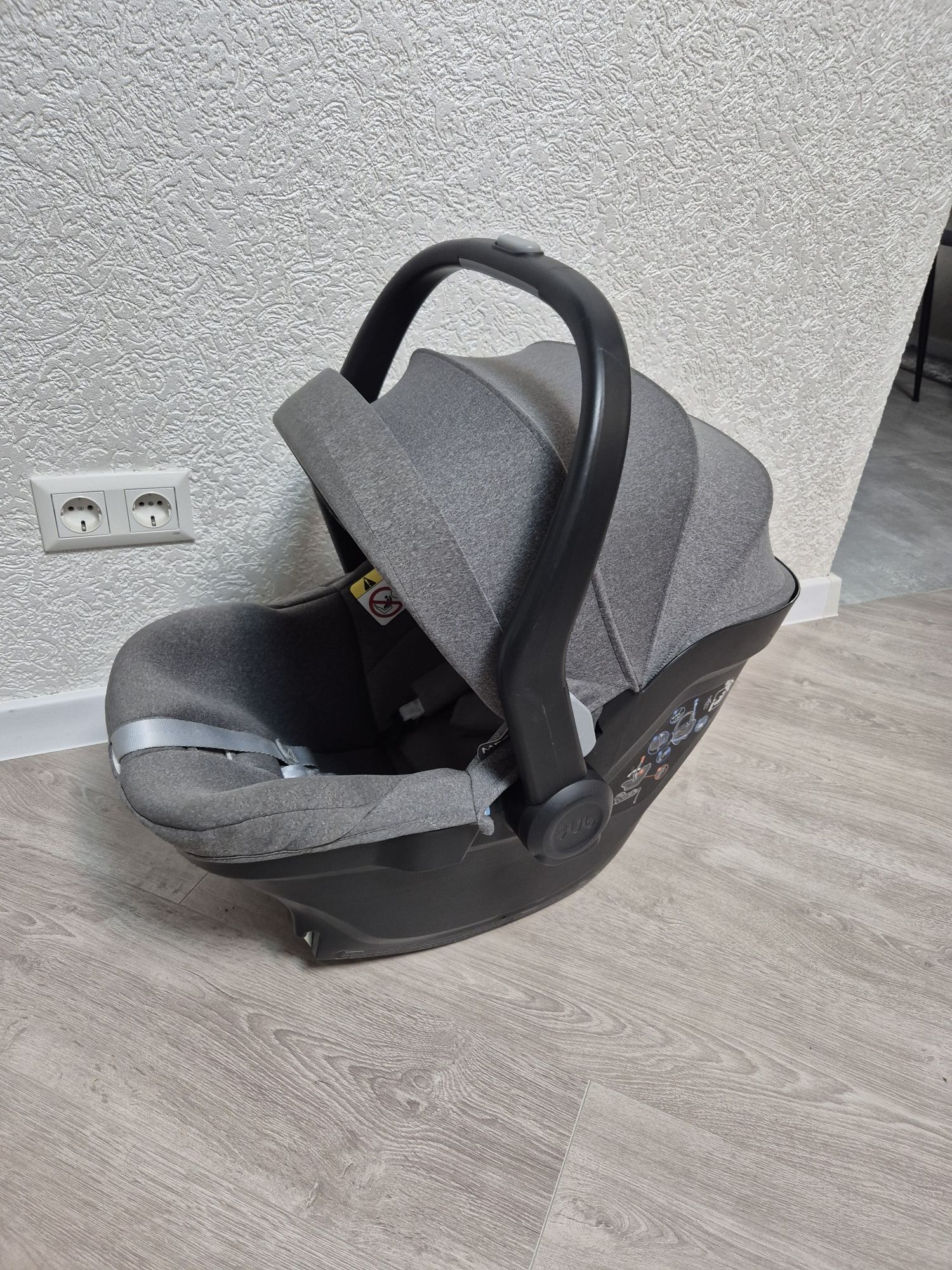 Автокрісло автолюлька автокресло Uppababy  mesa 0+ sip стан ідеальний