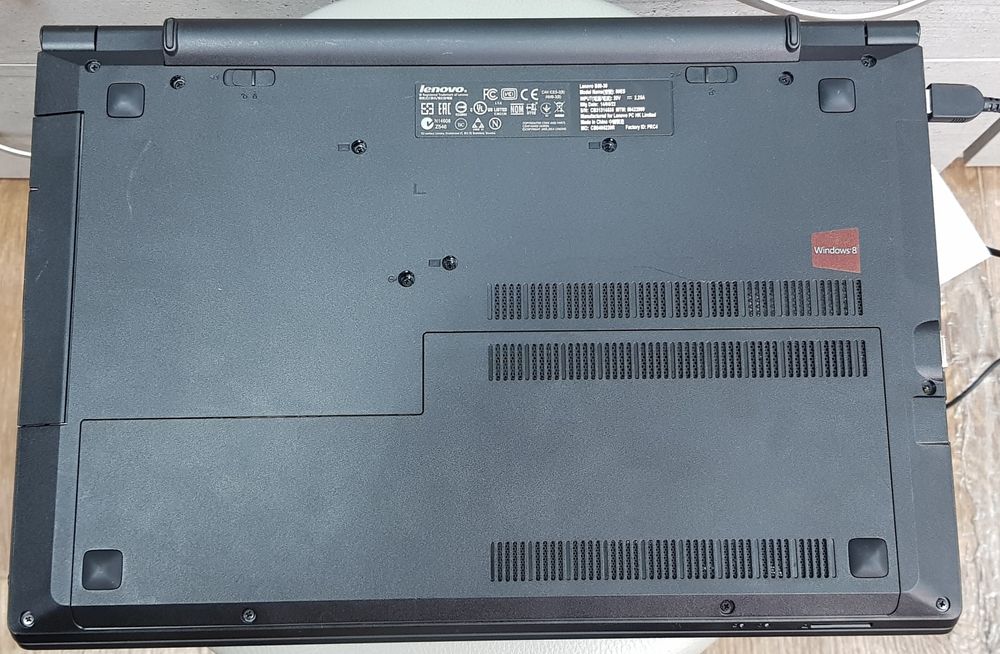 Ноутбук Lenovo B50-30 15.6 "4/320gb"