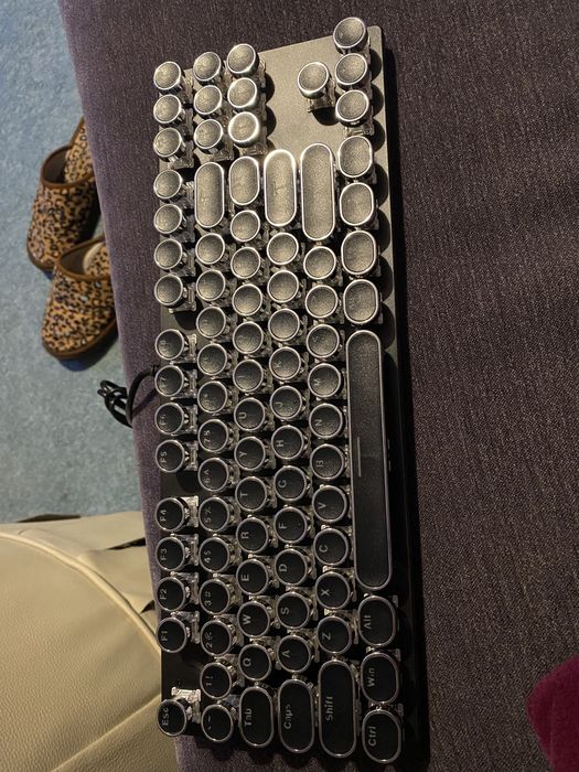 Teclado mecânico com iluminação de 87 teclas