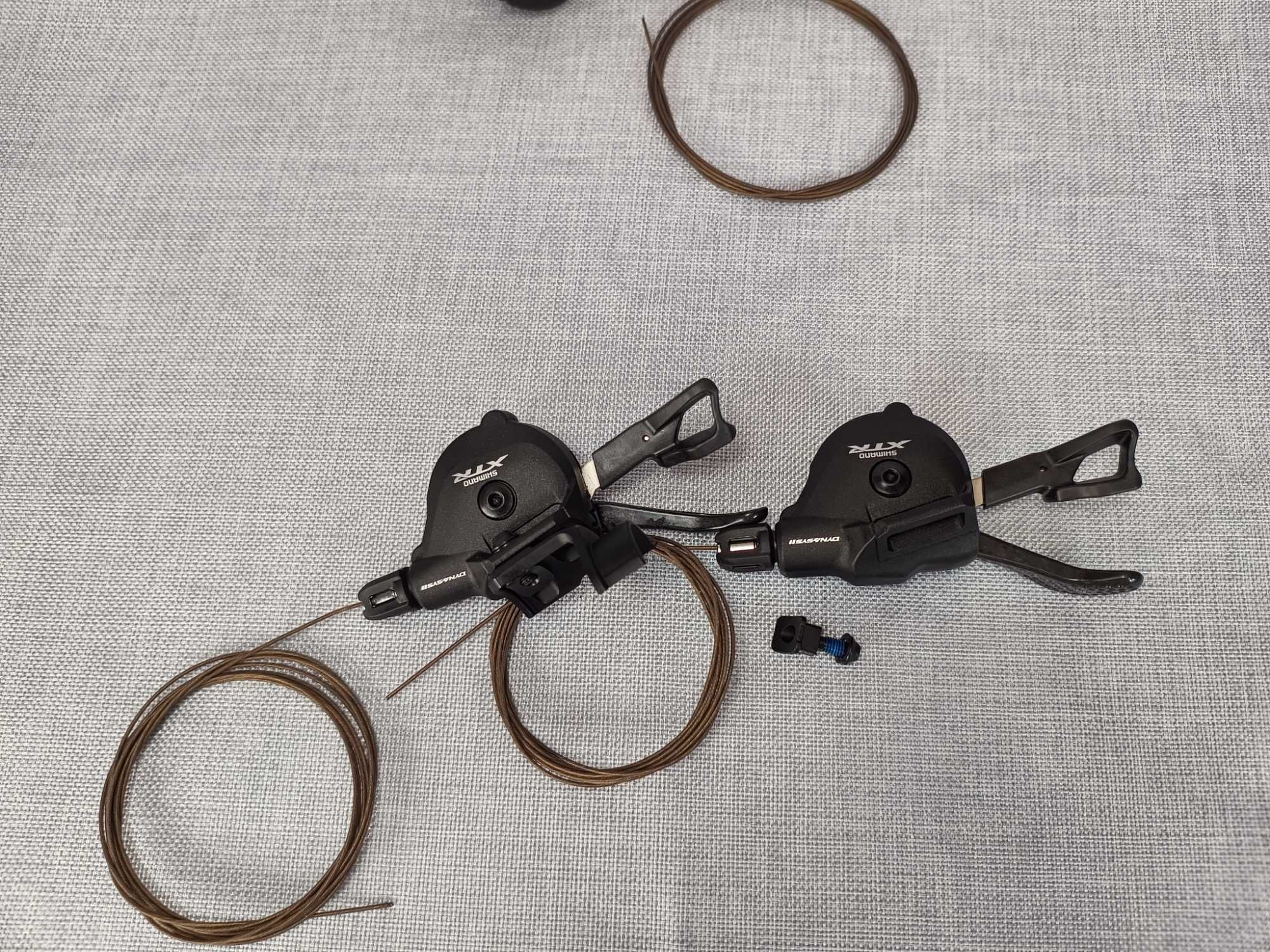 Манетка Shimano M7100, M8130, M9000, M5130, M6000, M6100, M4100, RS700
