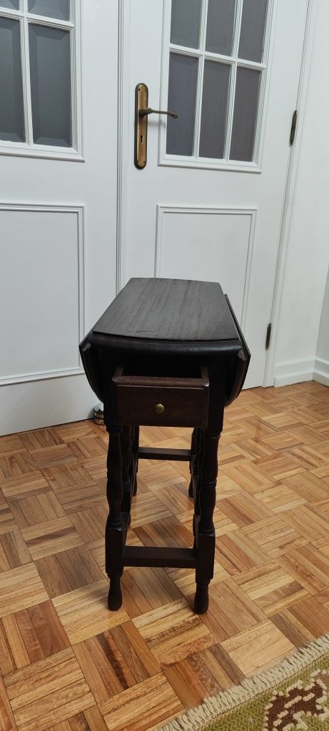 Mesa tipo Holandesa