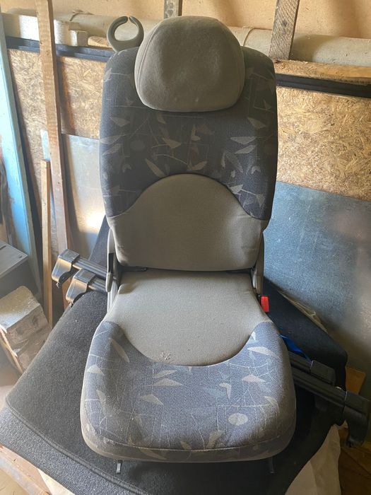 Сидіння салону Citroen Xsara Picasso