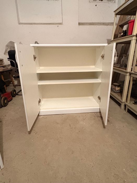 KOMPLET łazienkowy 3 szafki + lustro