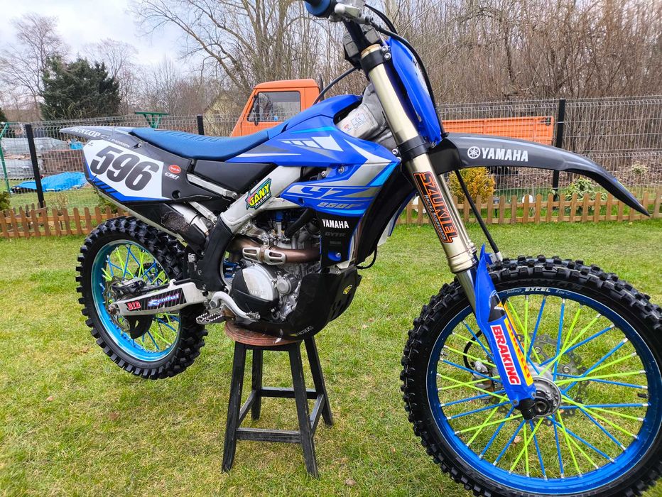 YAMAHA YZF 250 **2020**